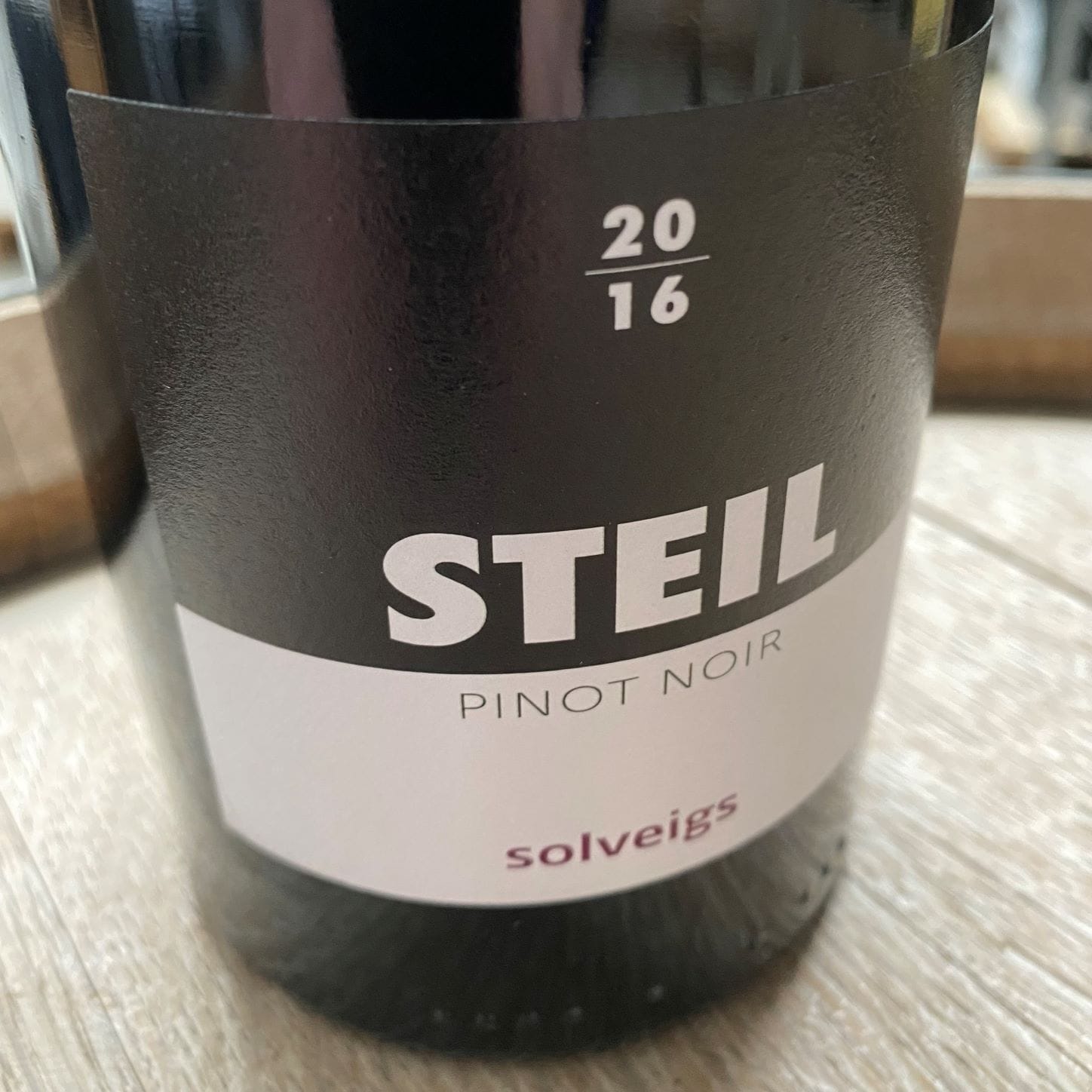 Steil